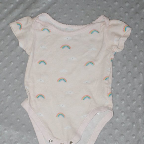 3/$20 Baby girl onesie rainbows cloud 6 months - Picture 5 of 12